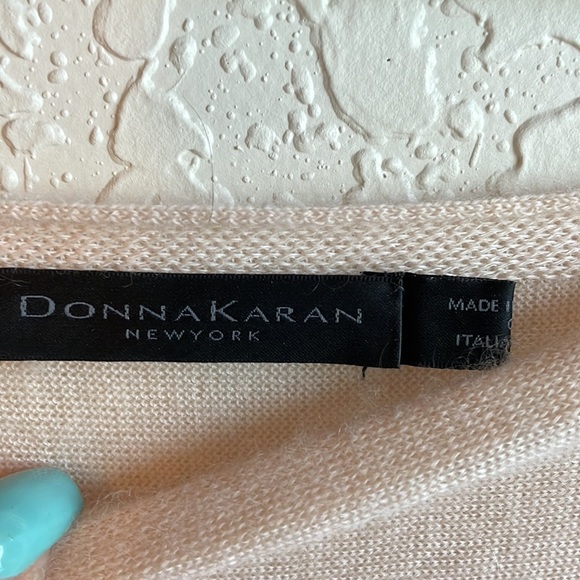 Donna Karan luxurious cashmere poncho cape top - Picture 3 of 6
